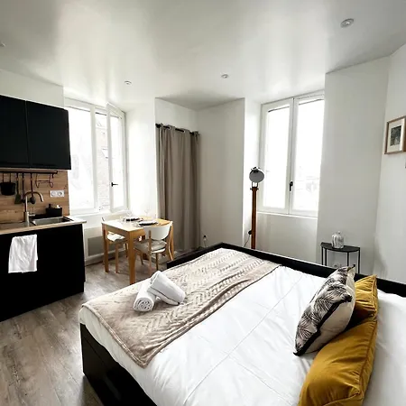 Le Duhamel, Centre Gare Apartment *